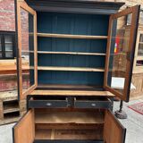 Early 20th century dresser