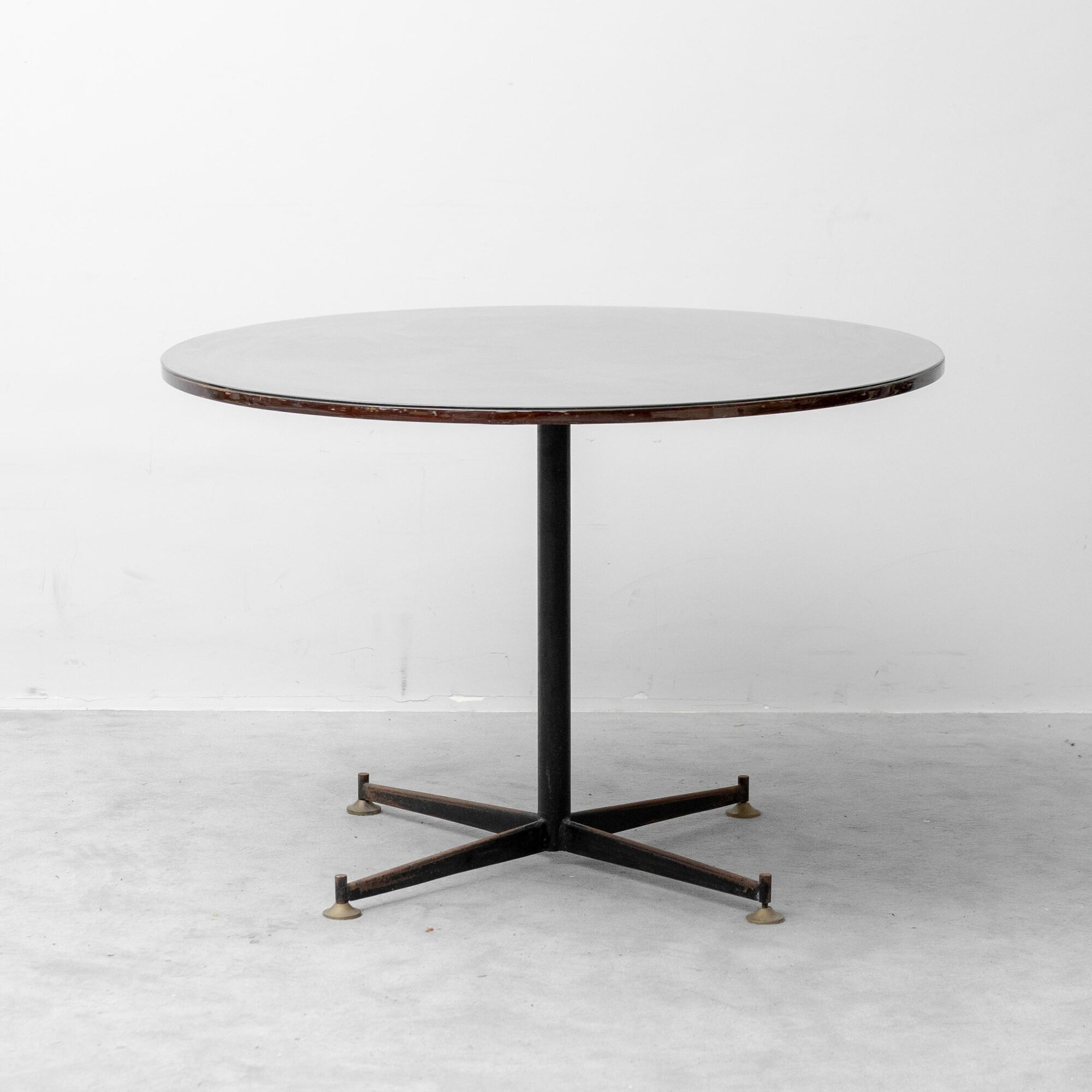 Vintage round table in wood and glass with metal base, 1970s modernist