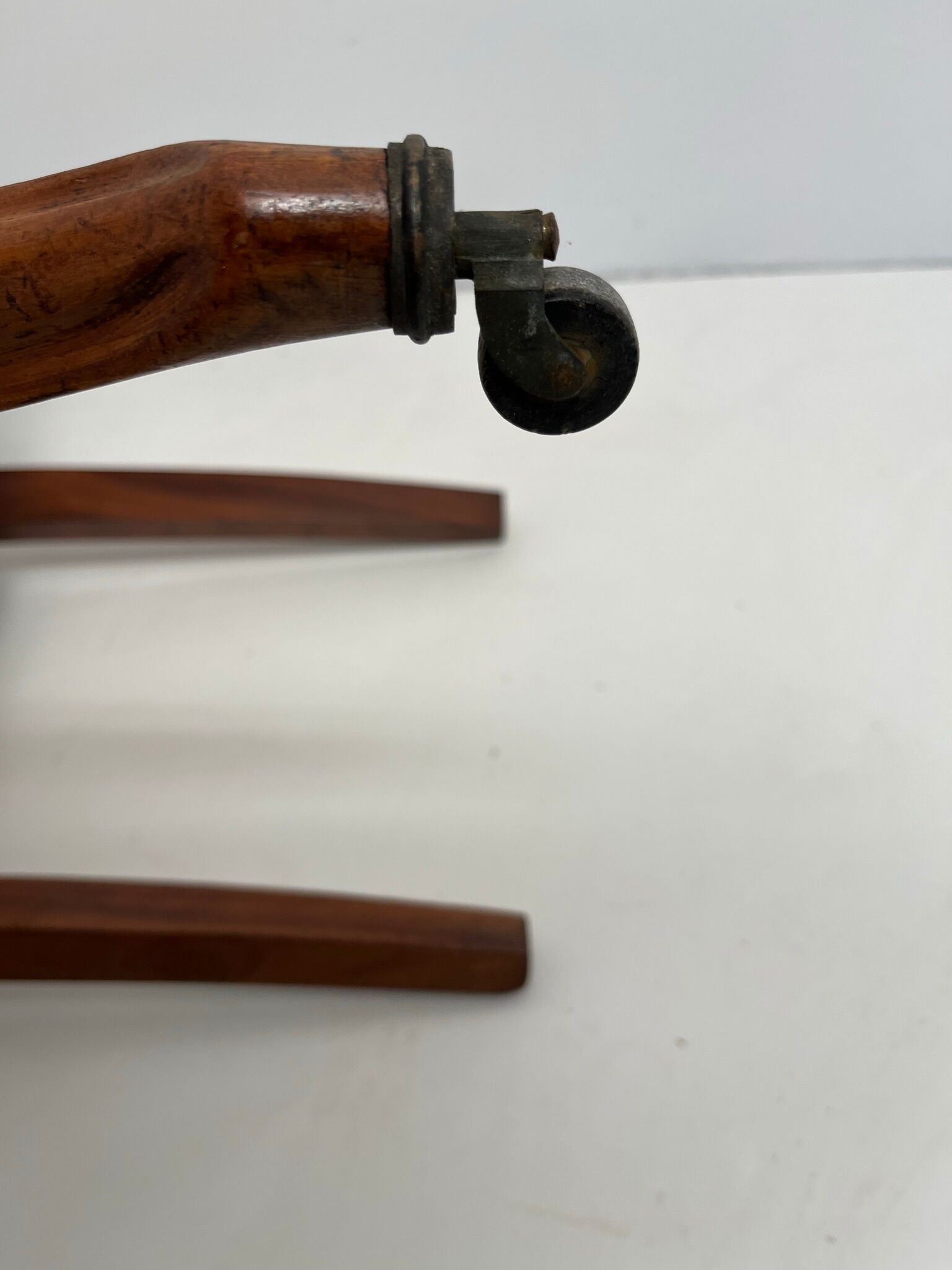 Louis-Philippe upholstered walnut chairs