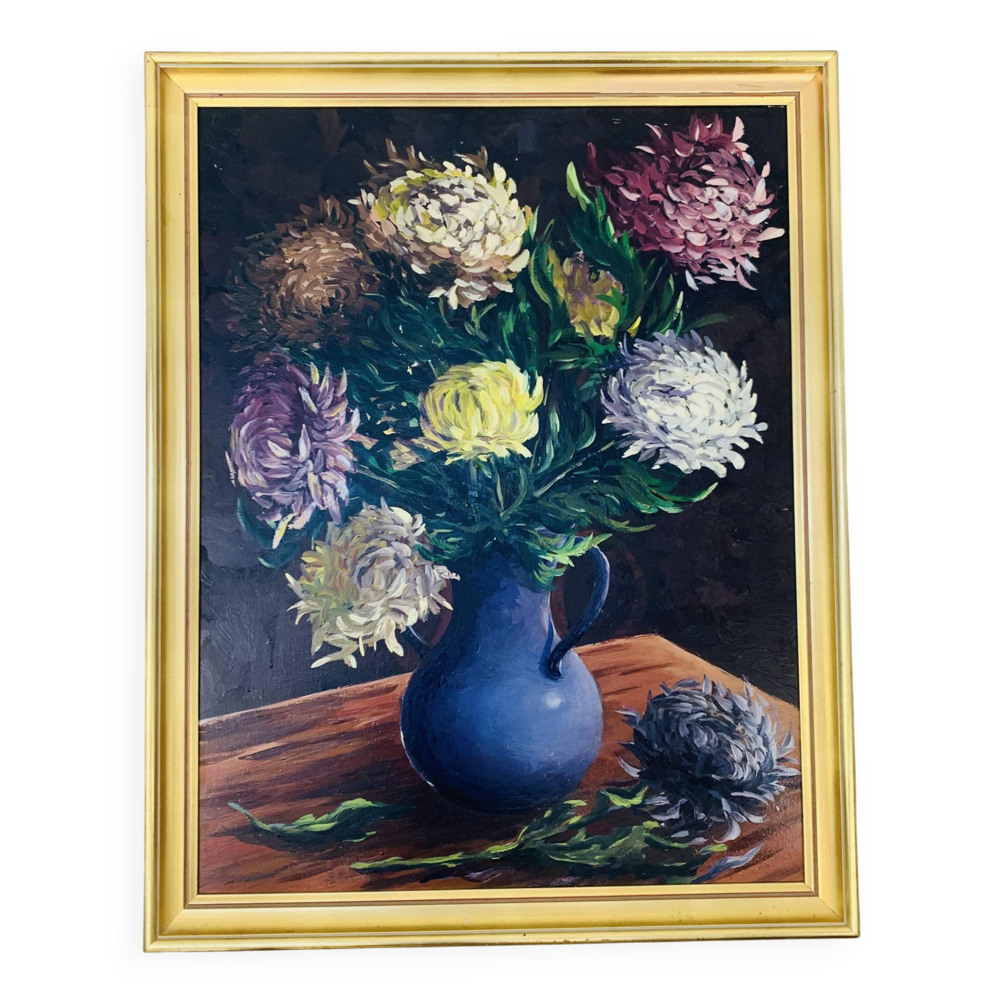 Still life painting of a bouquet of flowers, golden frame