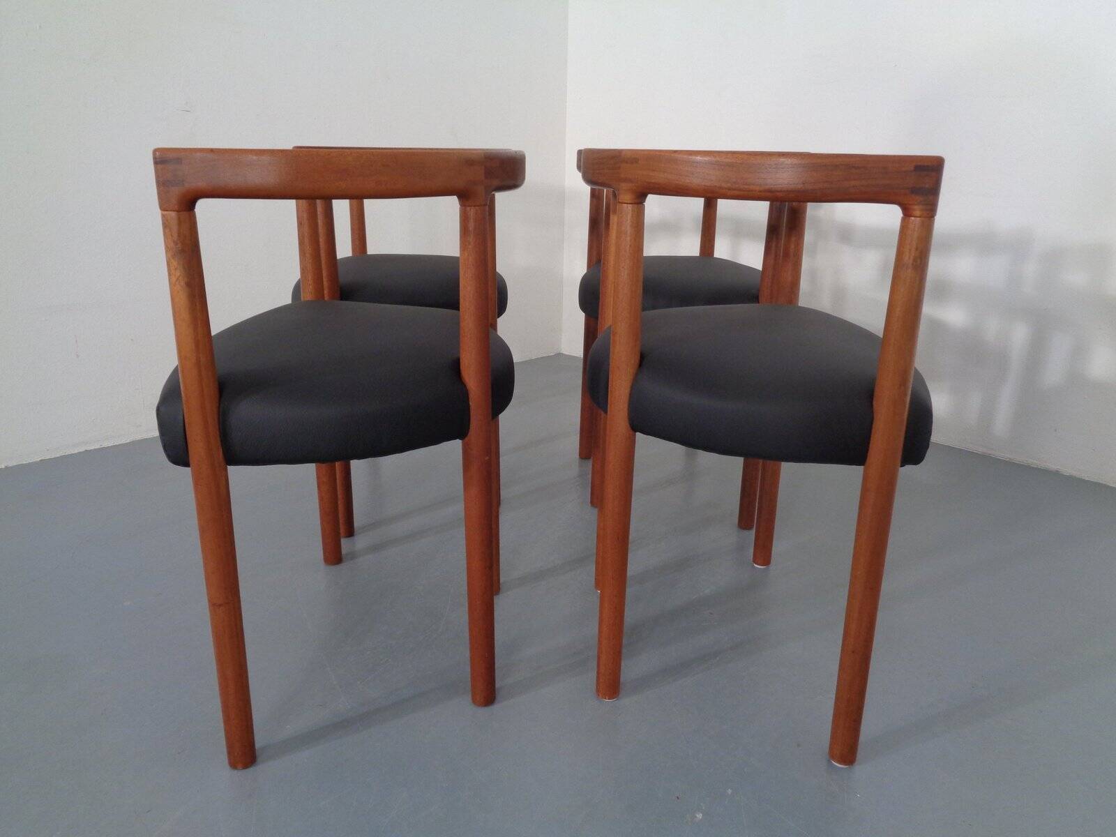 Teak & Leather Model 195 Dining Chairs by Ole Gjerløv-Knudsen & Torben Lind for France & Søn, Denmark, 1960s, Set of 4