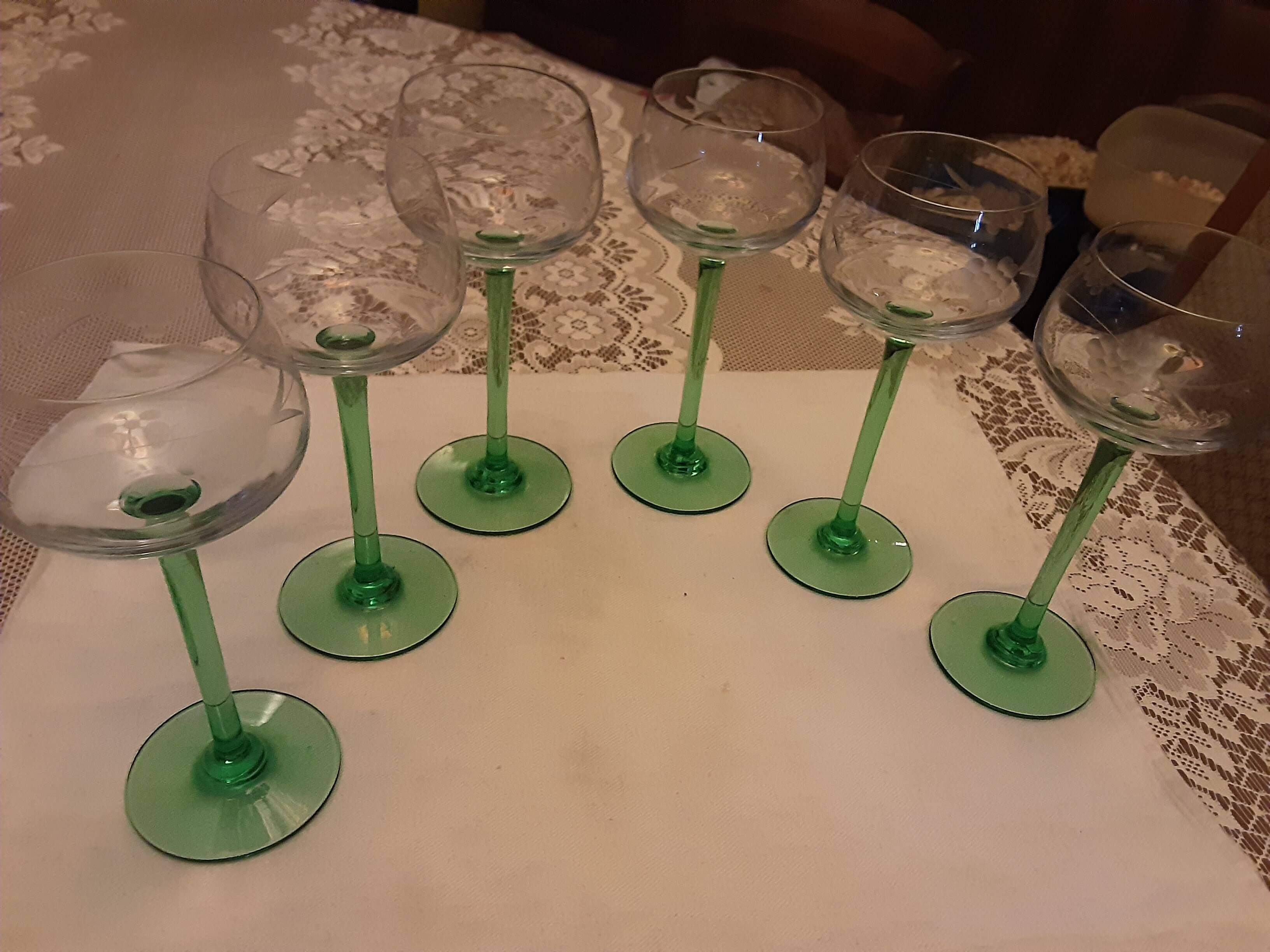 6 green-footed white wine glasses from alsace with grape clusters design