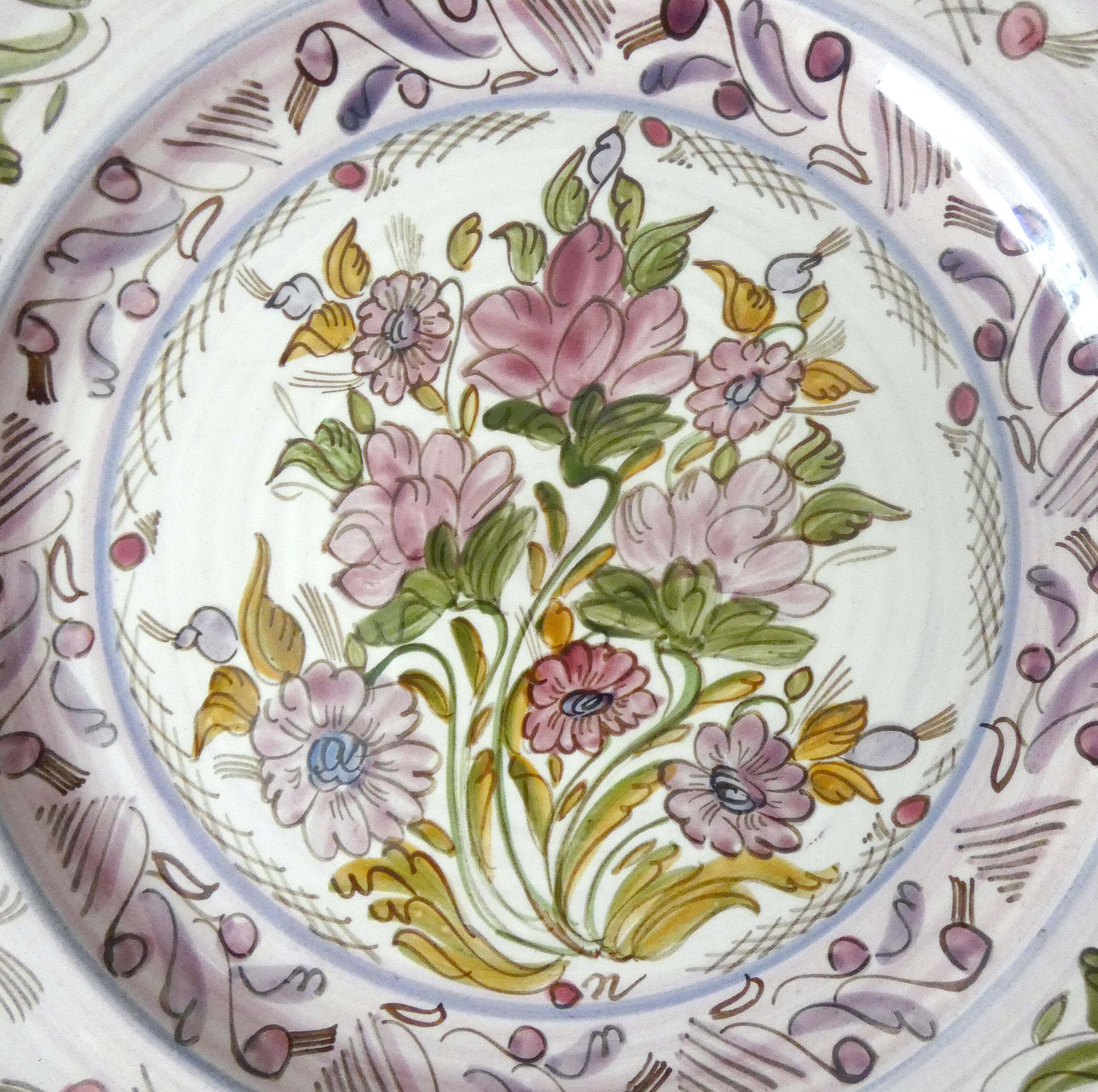 Flat plate signed Taillandier Rochefort en Terre