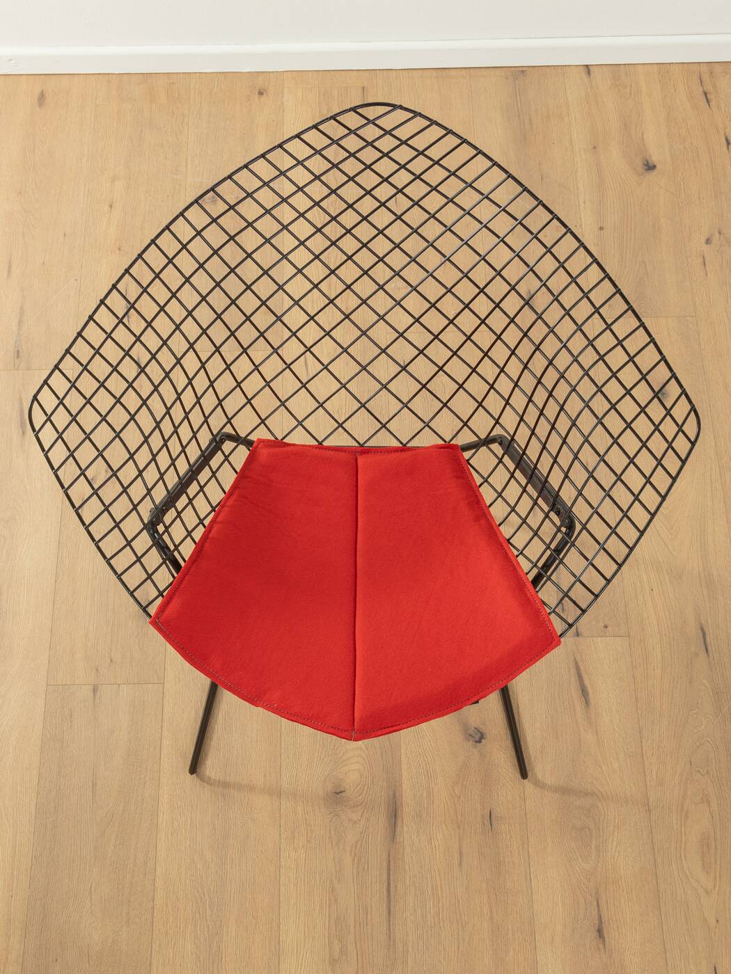 Chaise Bertoia HB_10 Diamond, par Knoll
