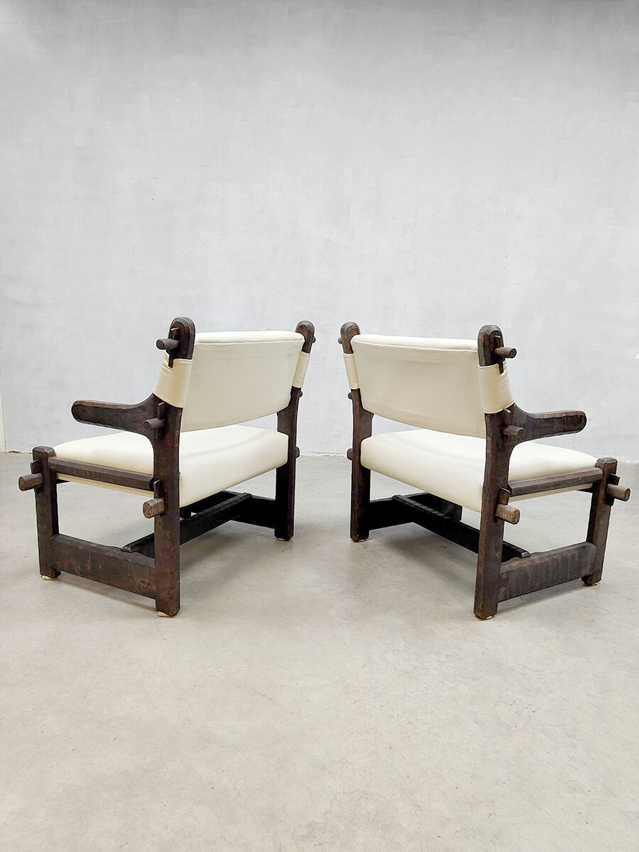 2 midcentury armchairs sculptural nature