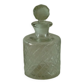 Flacon pour parfum en verre taille decor losange