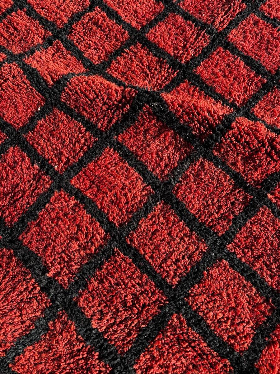 Modern Moroccan Berber rug in wool