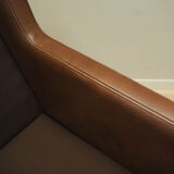 Fauteuil en cuir marron, design danois, années 1960, production: Danemark