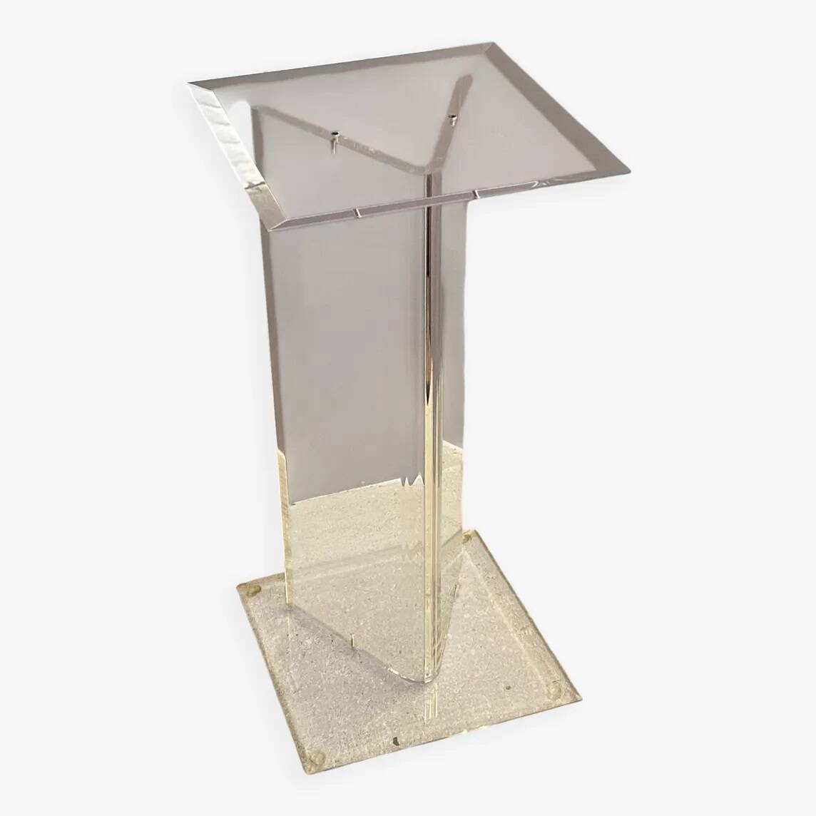 Console David Lange 1980. Plexiglass.