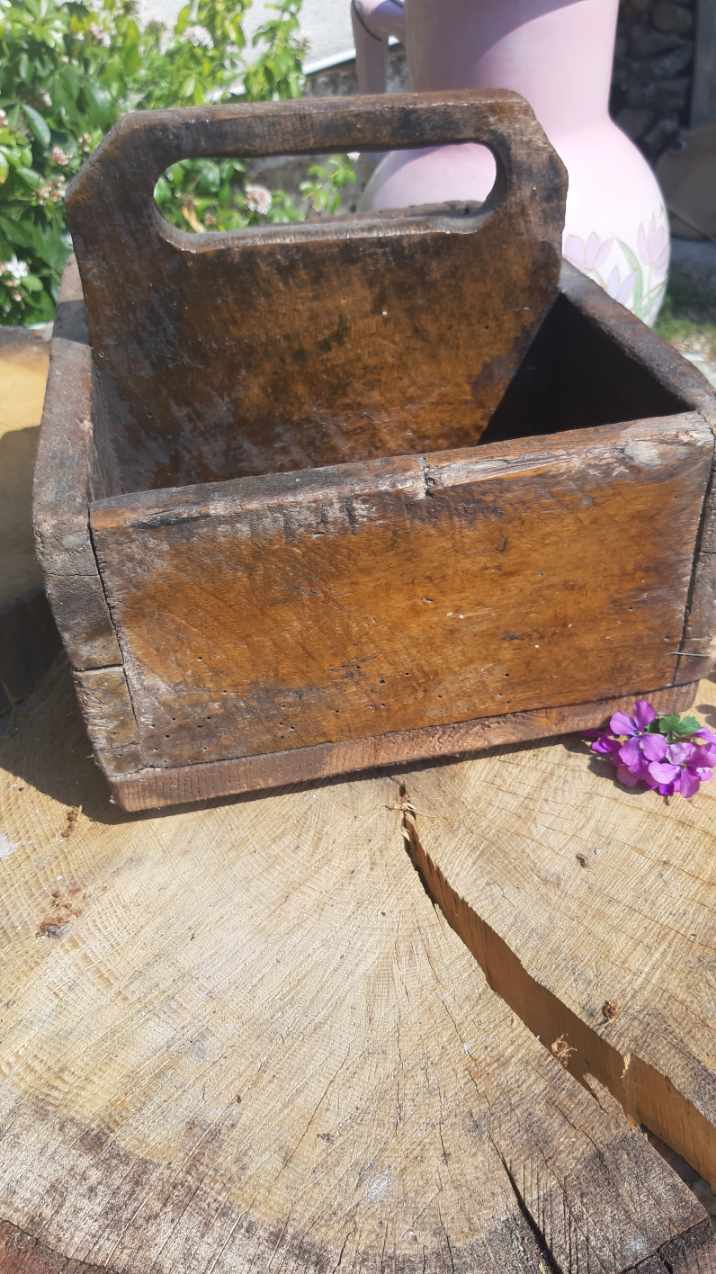 Wooden tool box