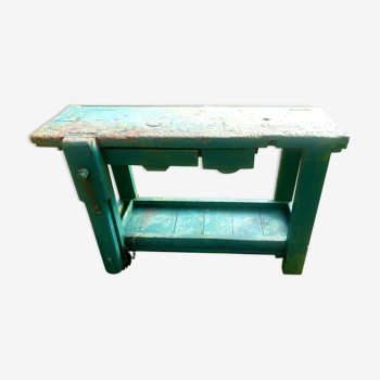 workbench wood patina green