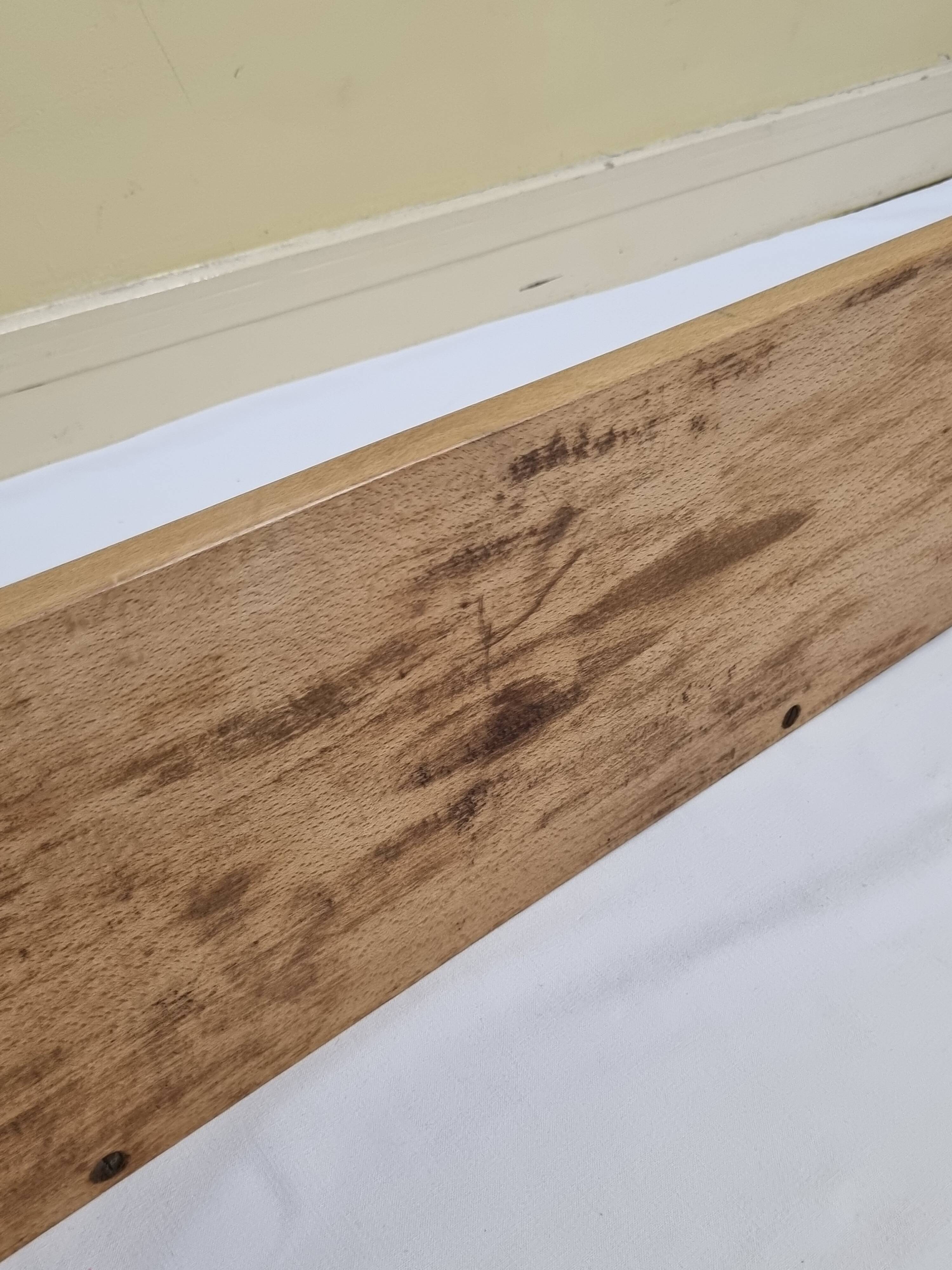 Wall-mounted coat rack, alpine design