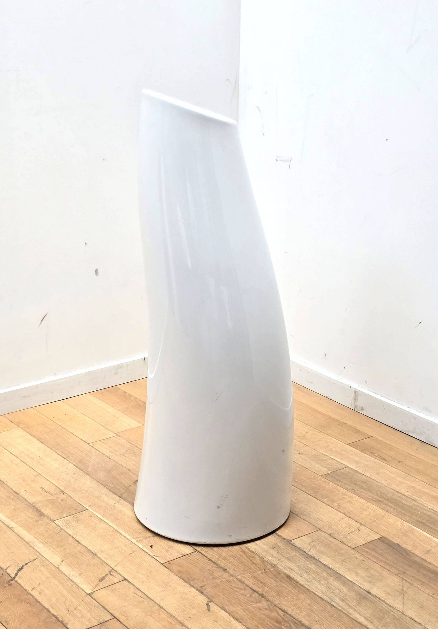 Suite de 8 vases Madame, Alessandro Busana