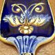 Antique Gien Renaissance cake shovel, blue background, 1941/1950