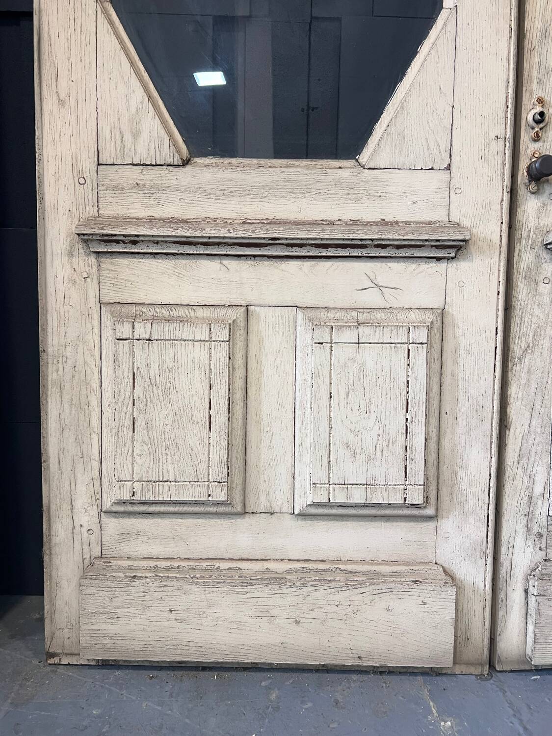 Porte vitrée Art Déco à double battant