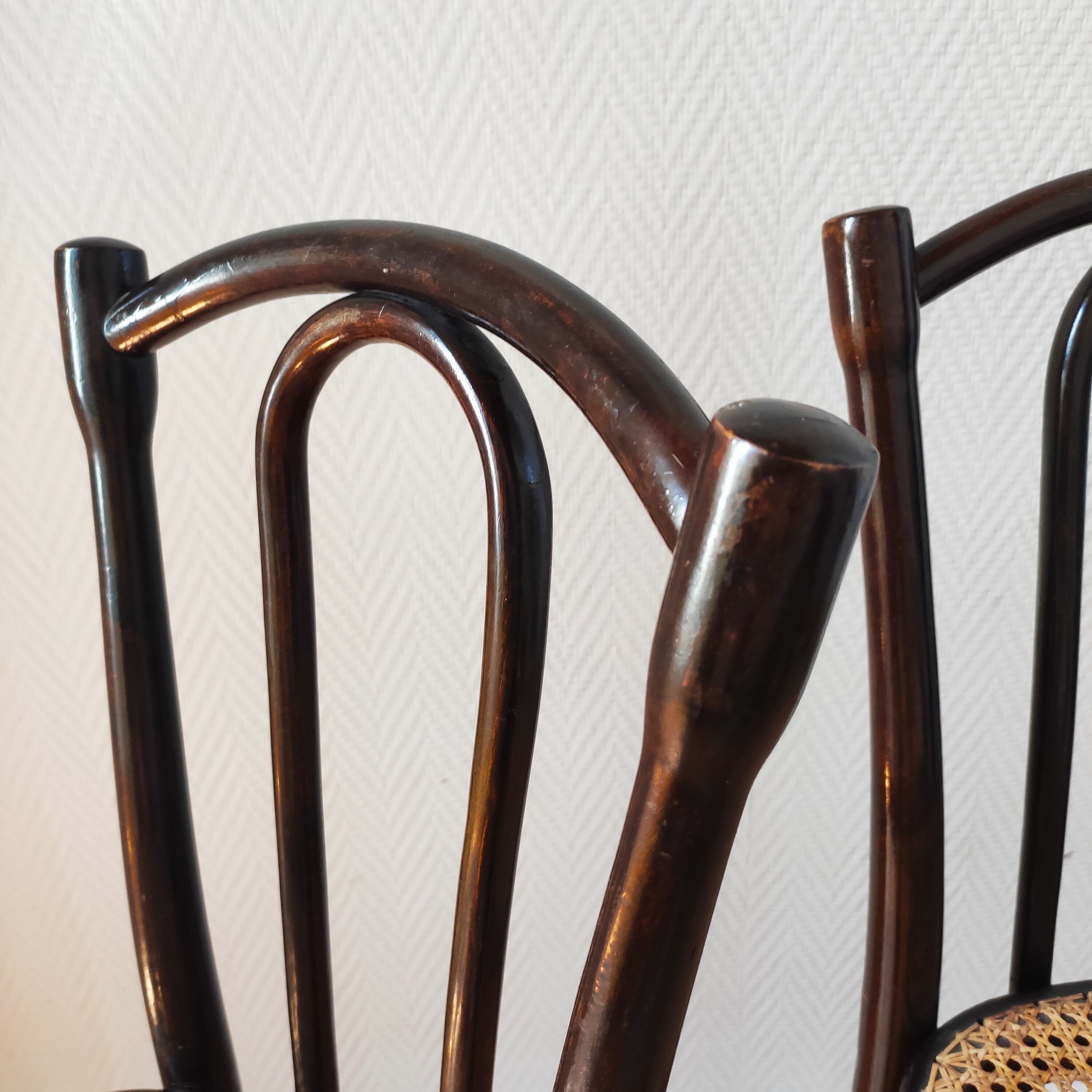 Pair of chairs bistrot Thonet N°56