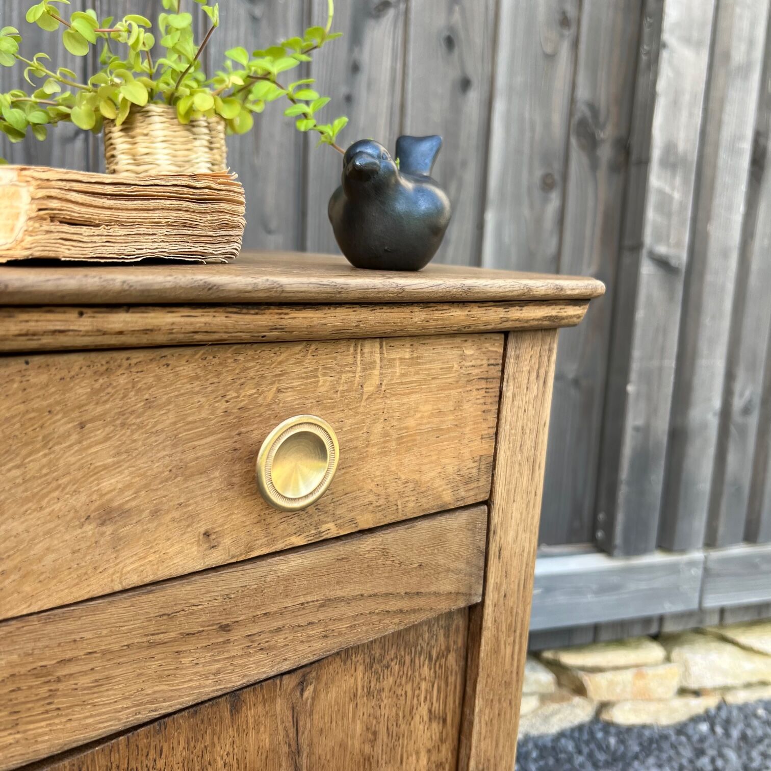 Chevet restauré en chêne massif
