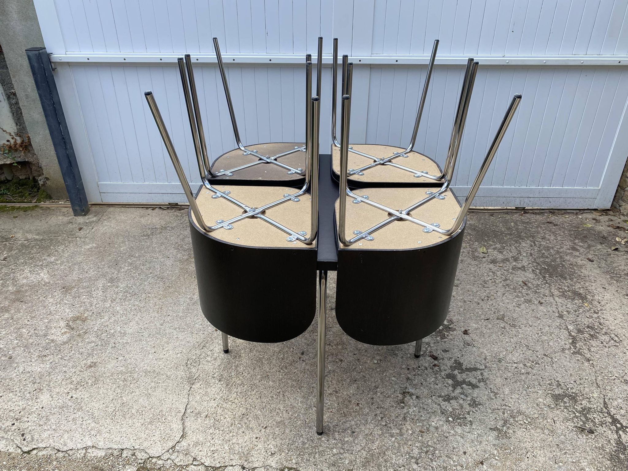 Fusion model table and 4 chairs set by Sandra Kragnert Swedish 90s