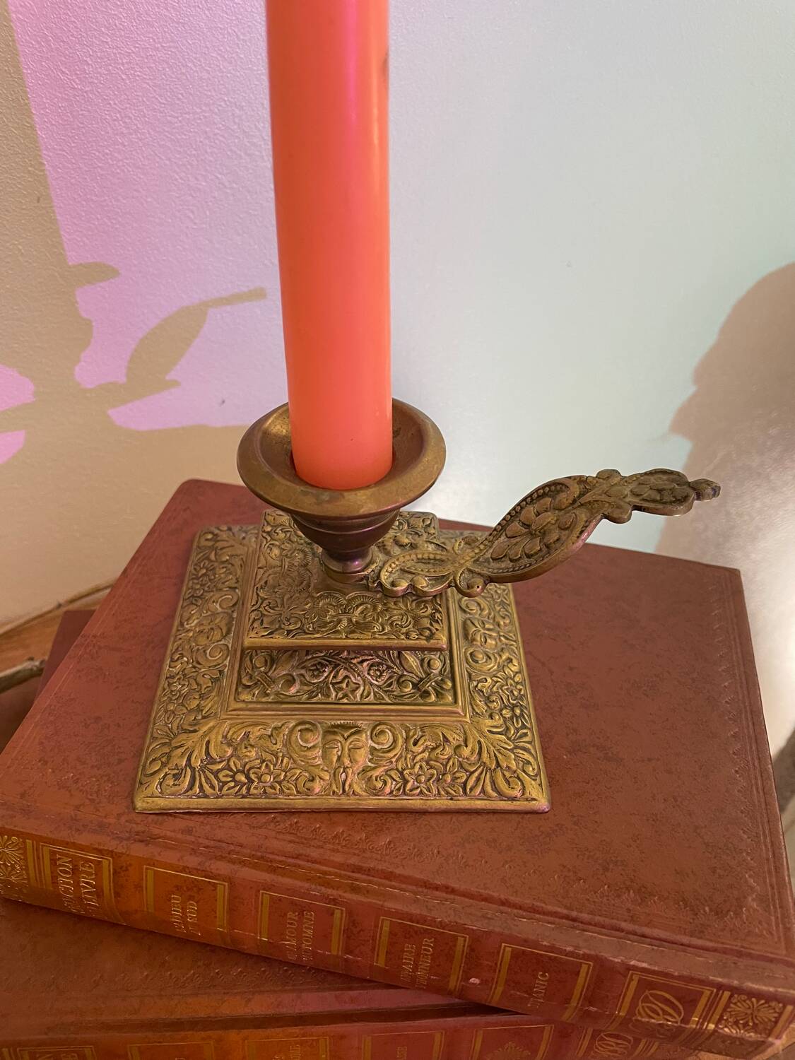 Cellar rat candle holder