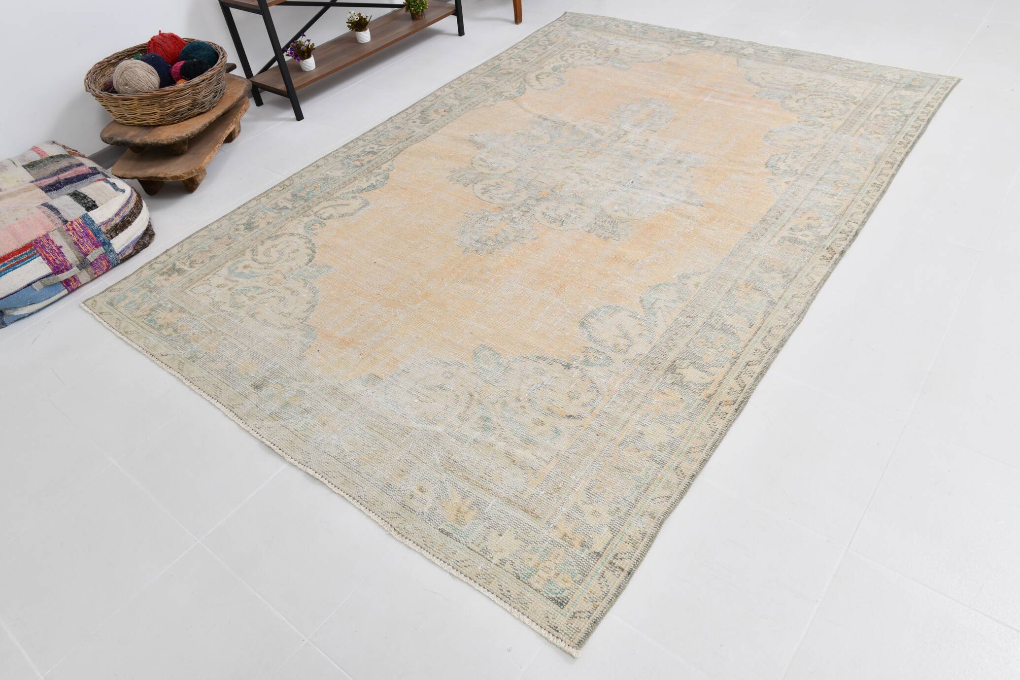 7x10 Light Yellow & Beige Vintage Rug 203x297Cm SK 21426