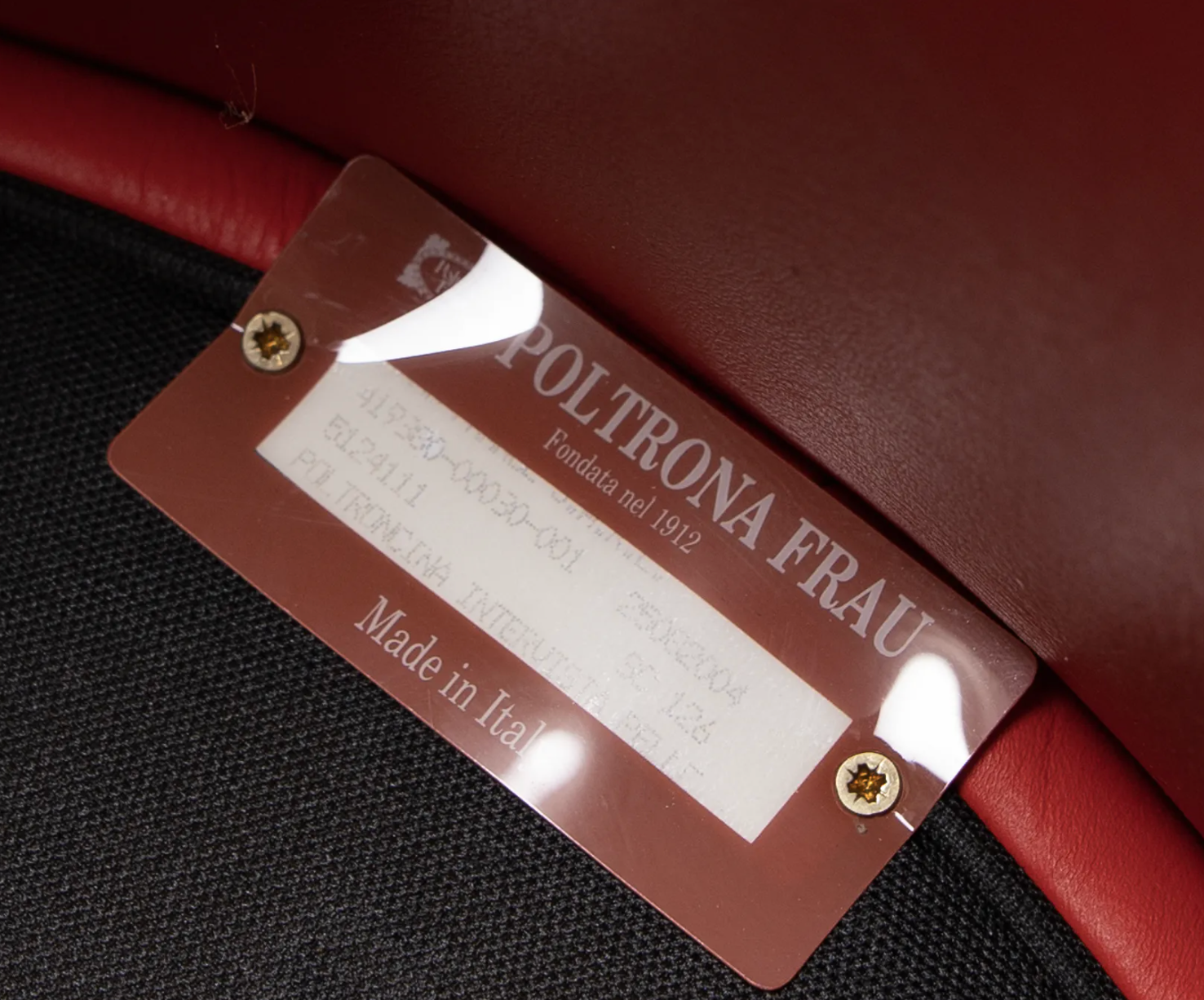 Armchair Intervista Leila and Massimo Vignelli for Poltrona Frau 1989