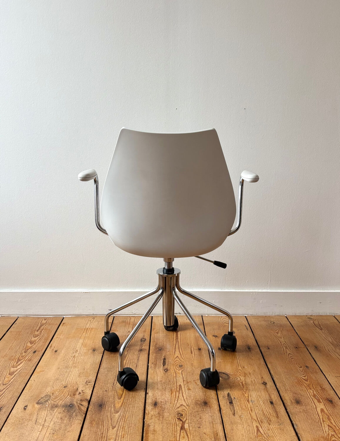 Maui armchair by Kartell