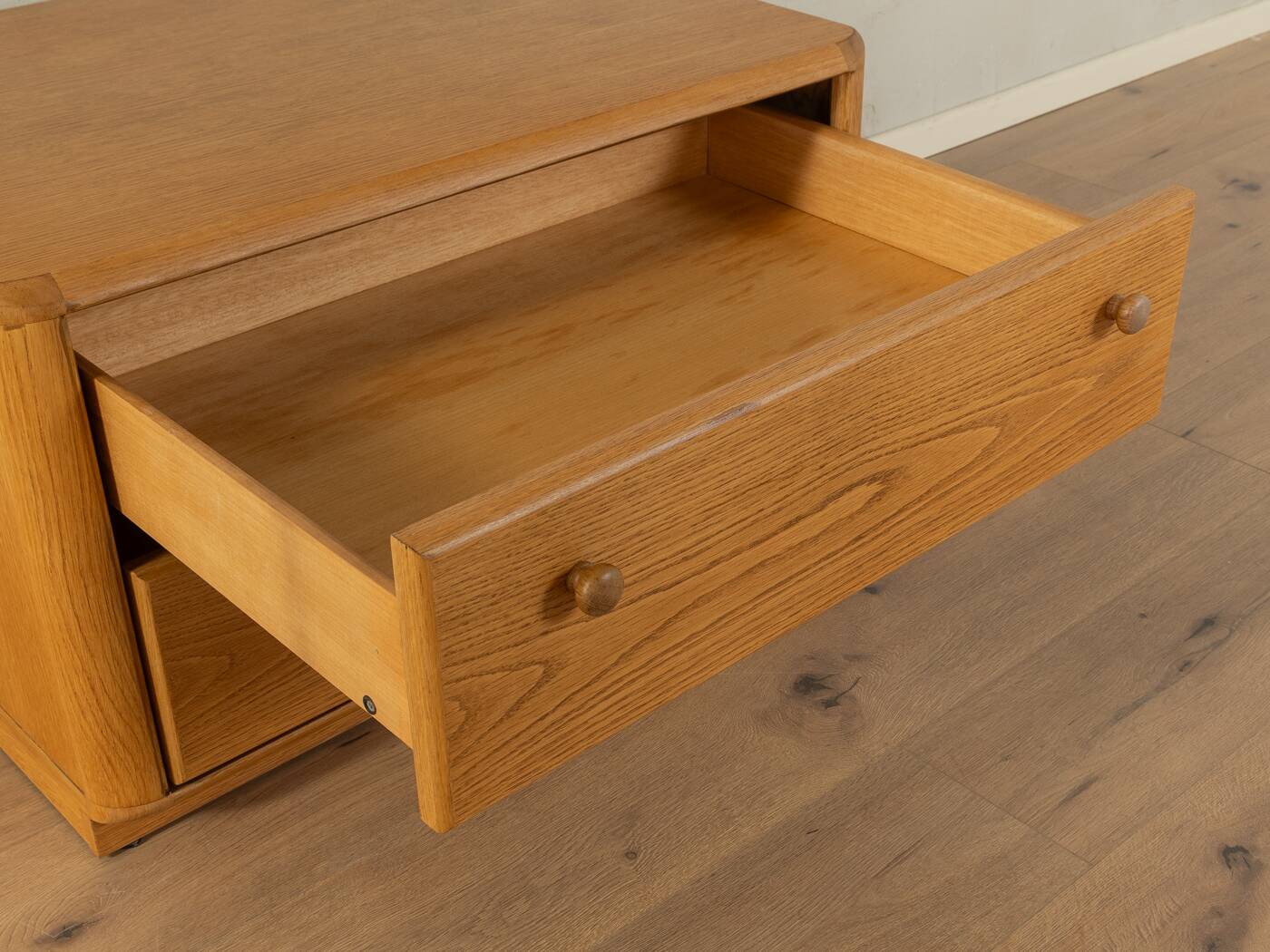 1980s Chest of drawers