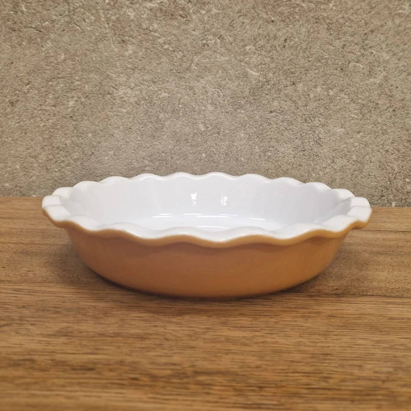 Ceramic dish