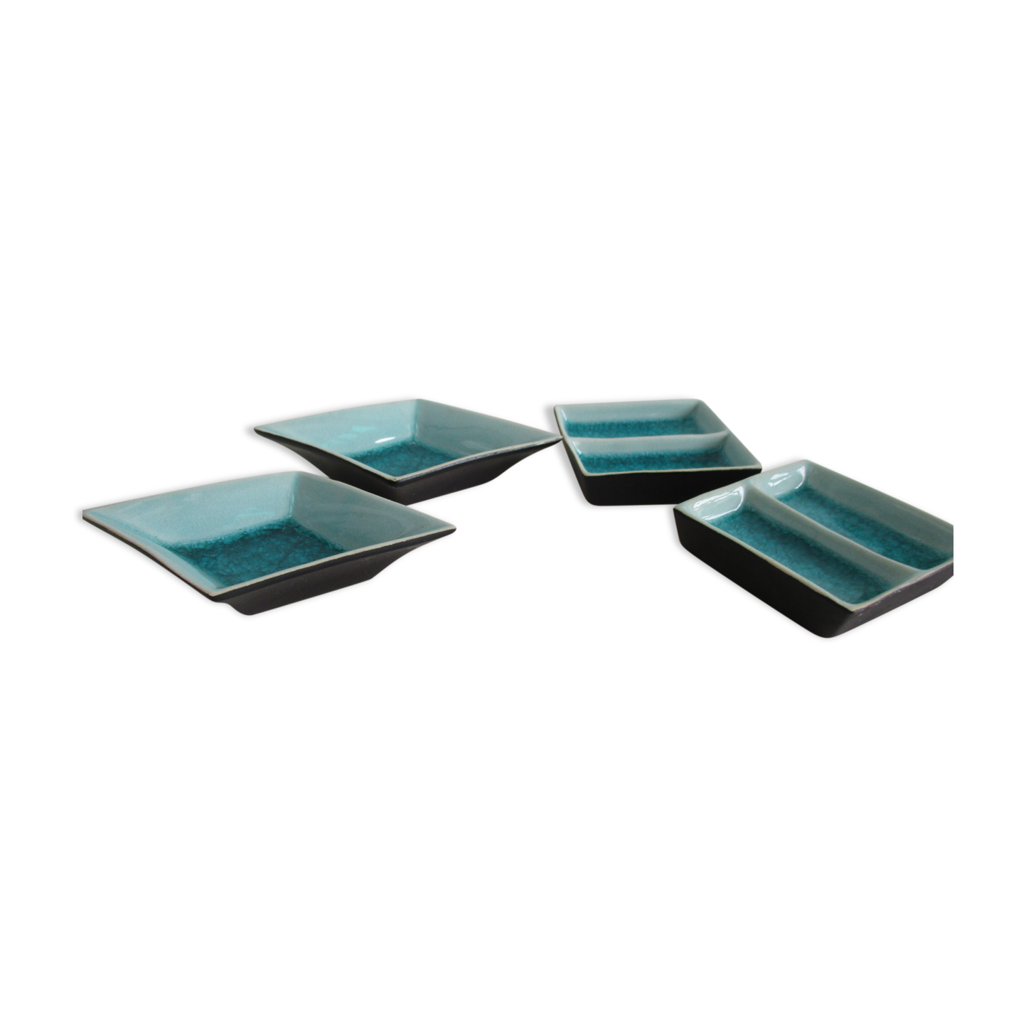 Four ravines, cracked ceramics, for aperitif, sauce, spices