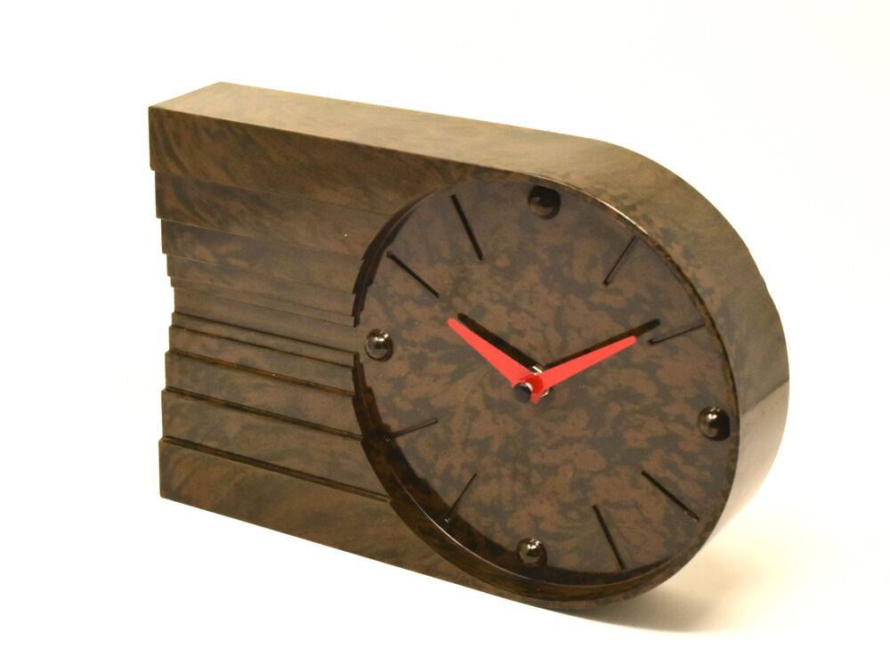 Bakelite clock