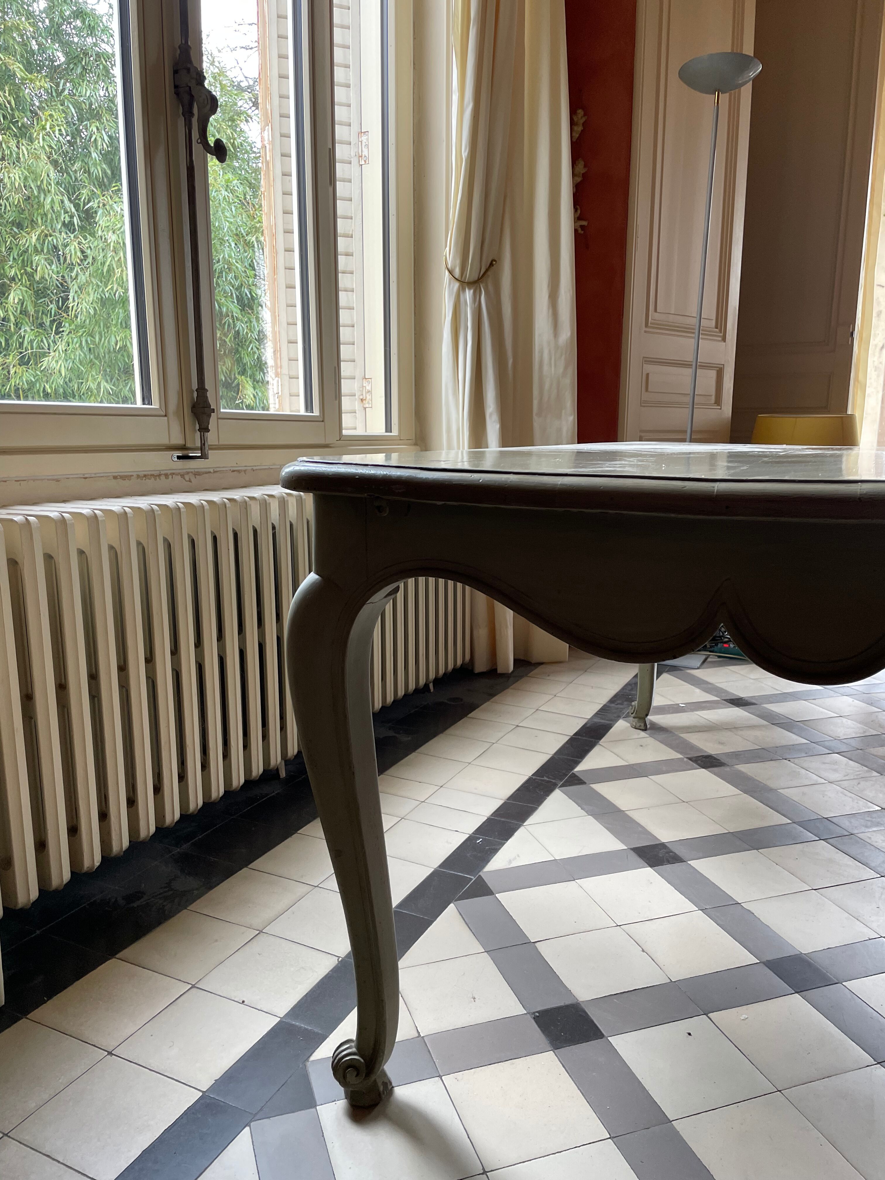 Farm dining table early twentieth century