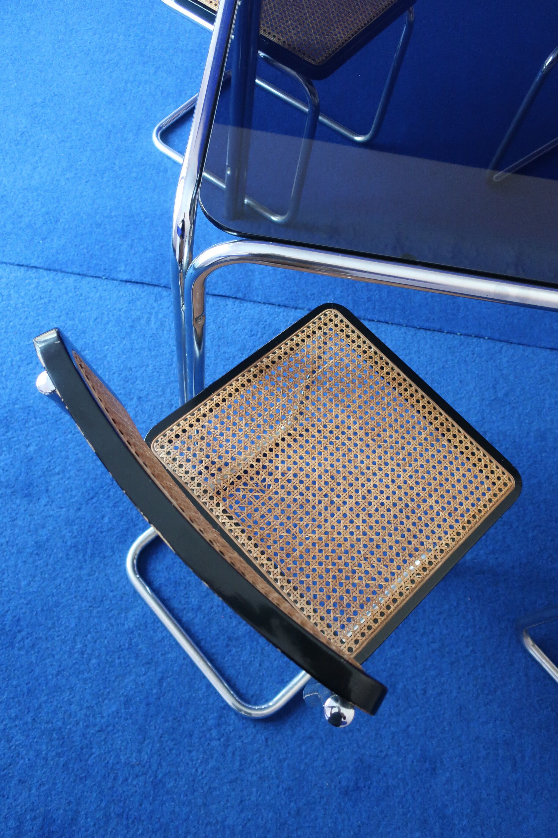 Table and 4 chairs by Marcel Breuer from the 70/80