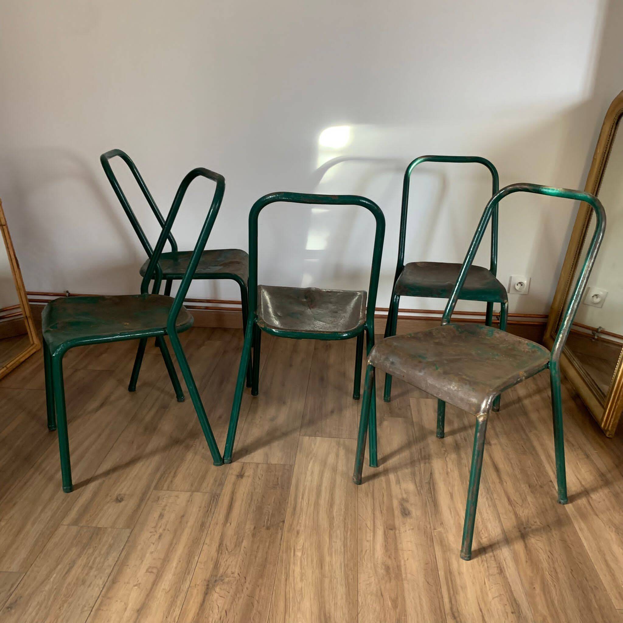 Set of 5 green chairs