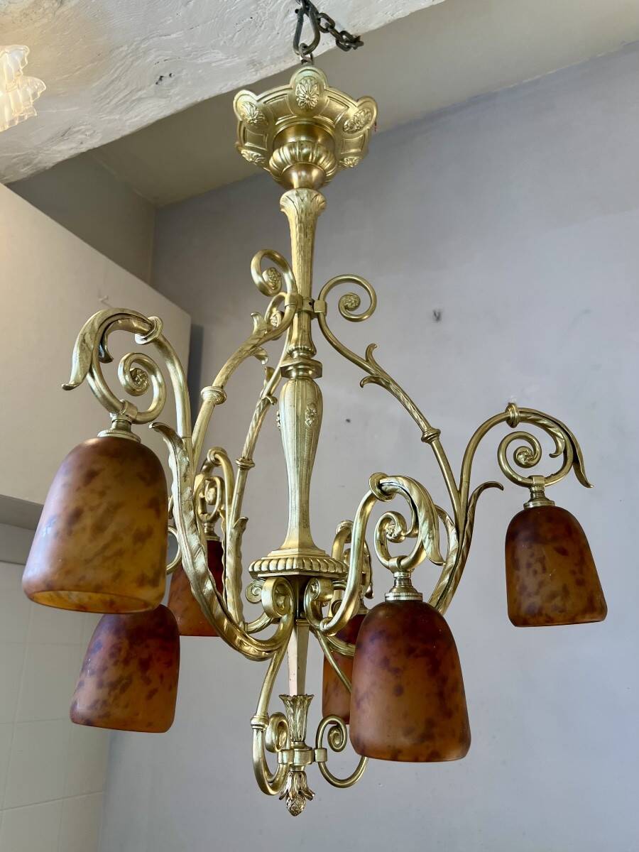 Art Deco tulip chandelier Daum