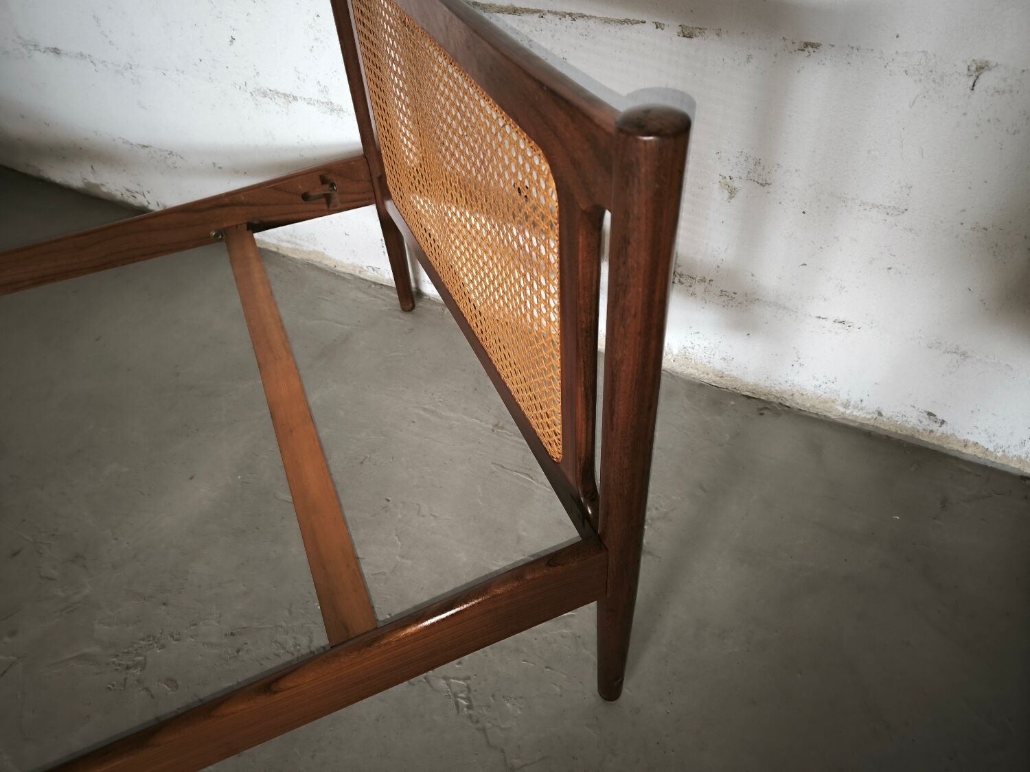 Scandinavian bed for children