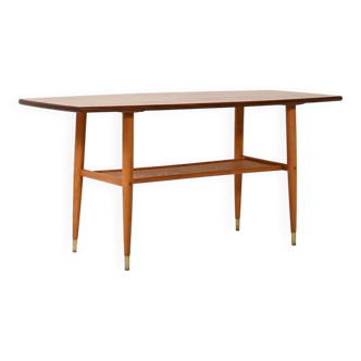 Coffee table in teak with boat shape