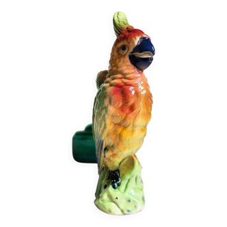 Parrot carafe