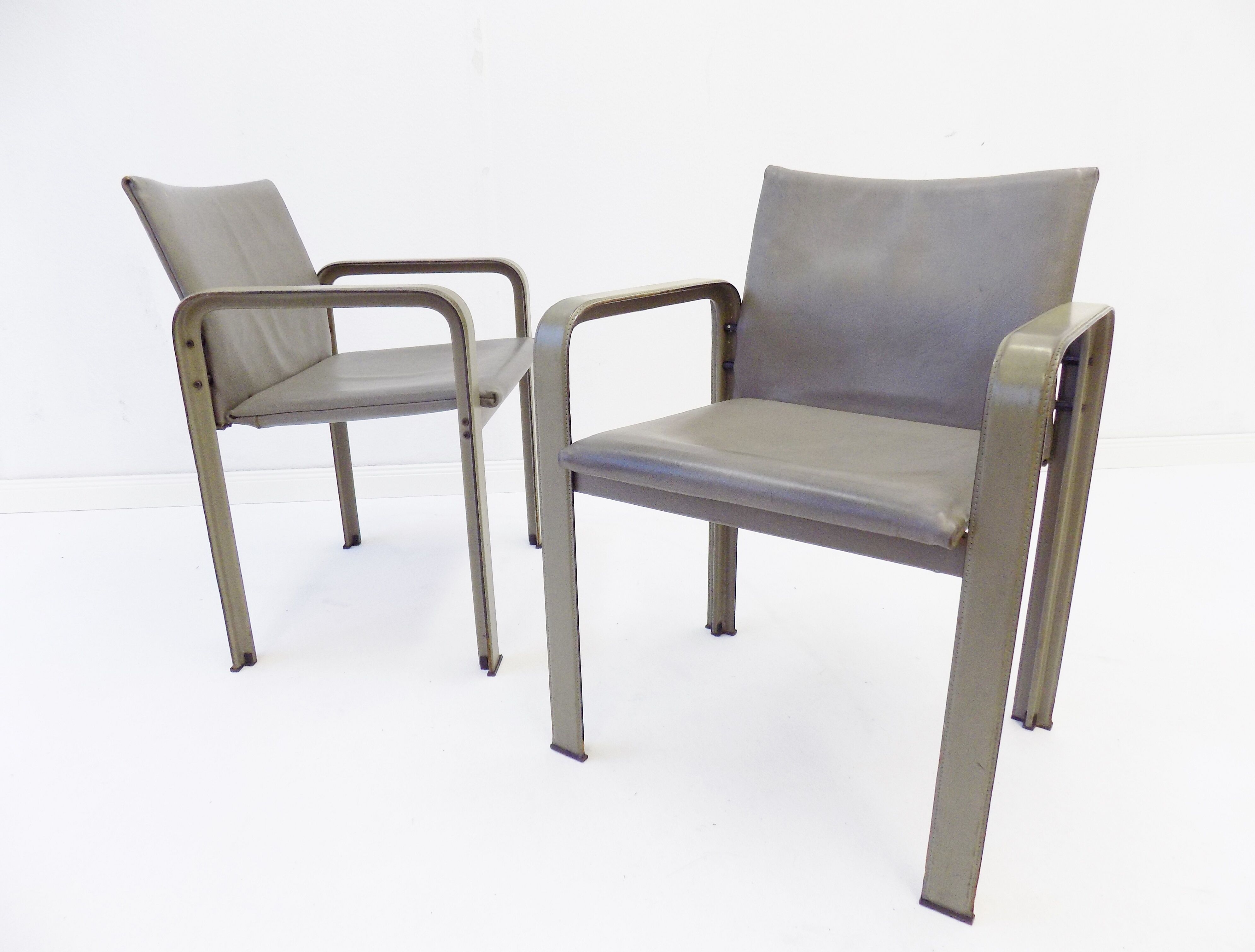 Lot de 2 fauteuils en cuir Matteo Grassi Golfo Dei Poeti