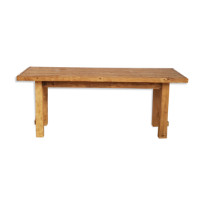 Table basse brutaliste