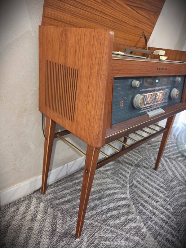 Combiné radio vinyle Philips H5S04A de 1961 restauré