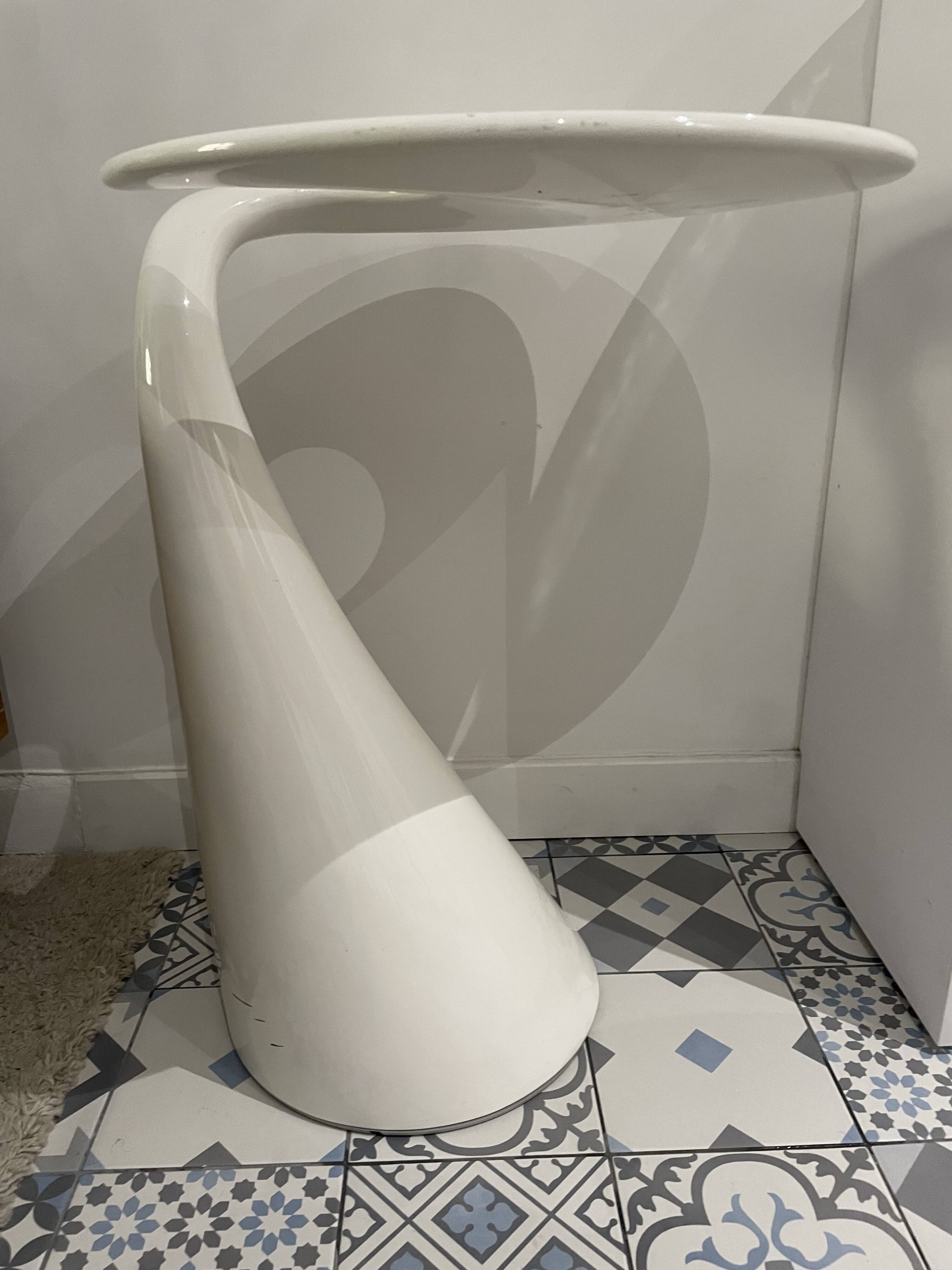 70s pedestal table