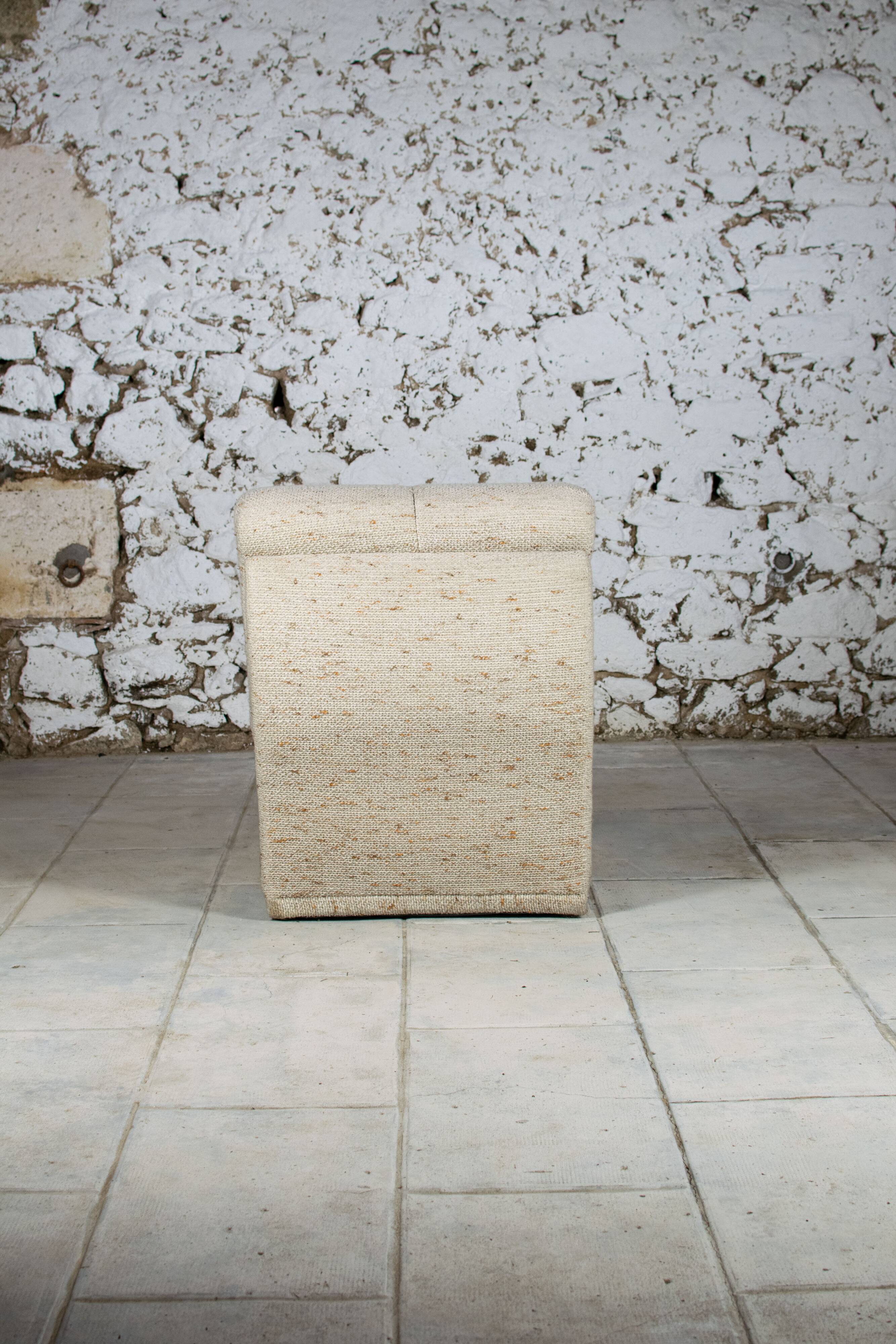 Vintage 70s fireside chair