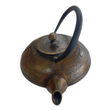 Chinese cast iron teapot Hua Zhouji masterpiece of ironwork dragonfly