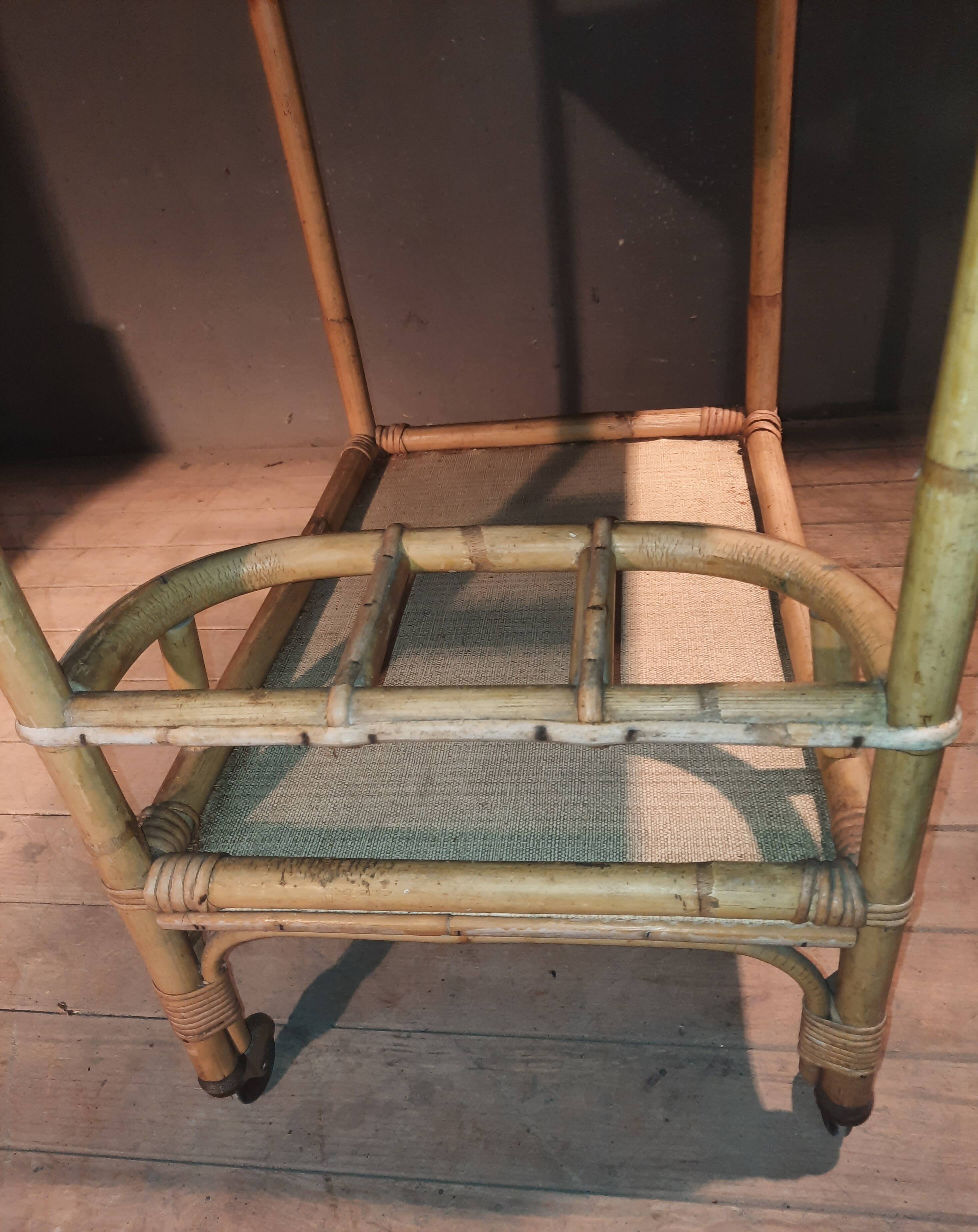 Table roulante en bambou des année 1950
