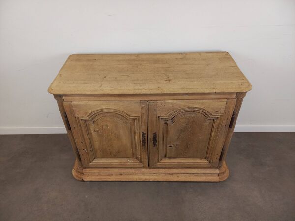 Bahut style Louis XV en chêne