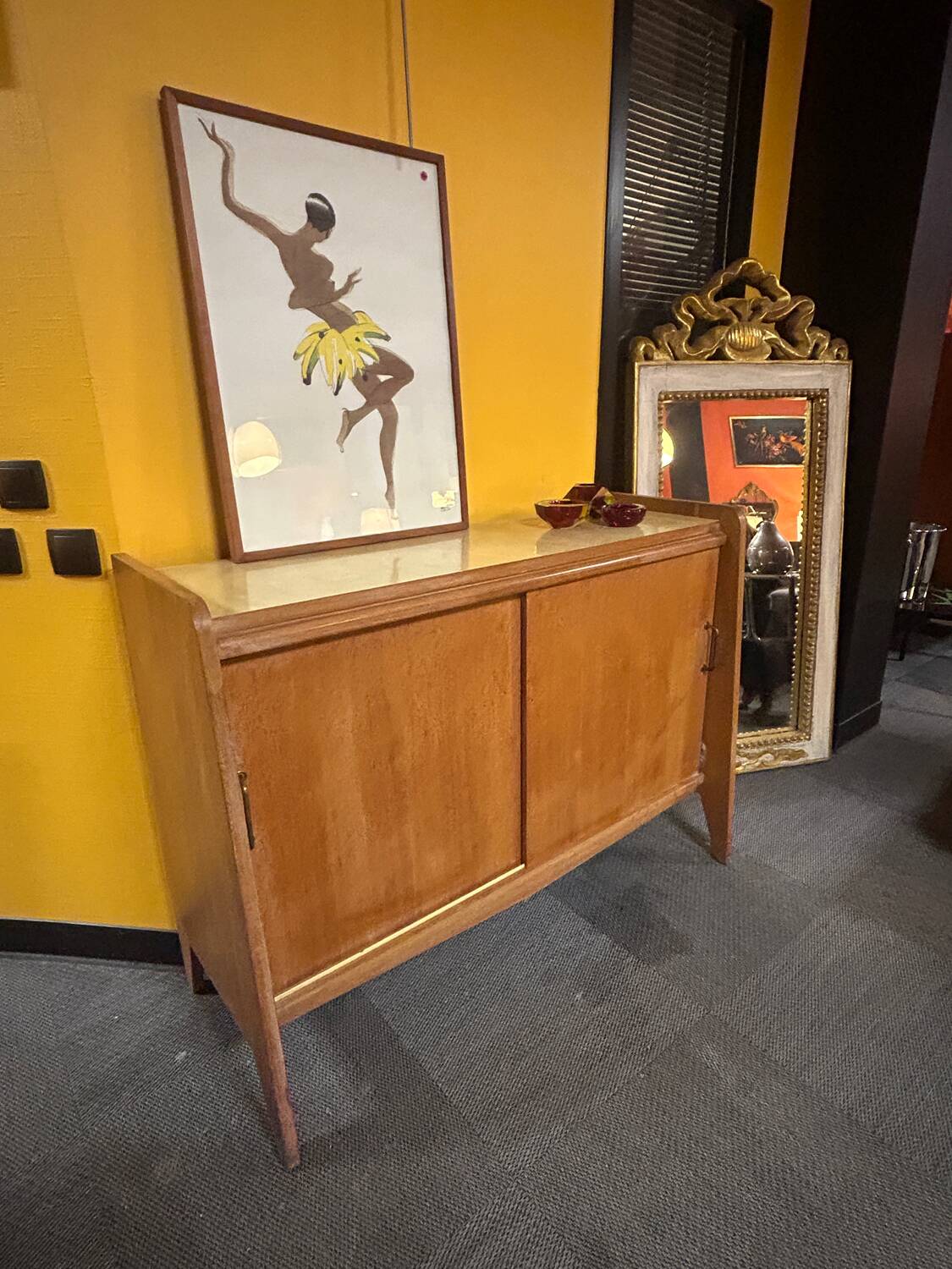 Oak sideboard with tapered legs 1950