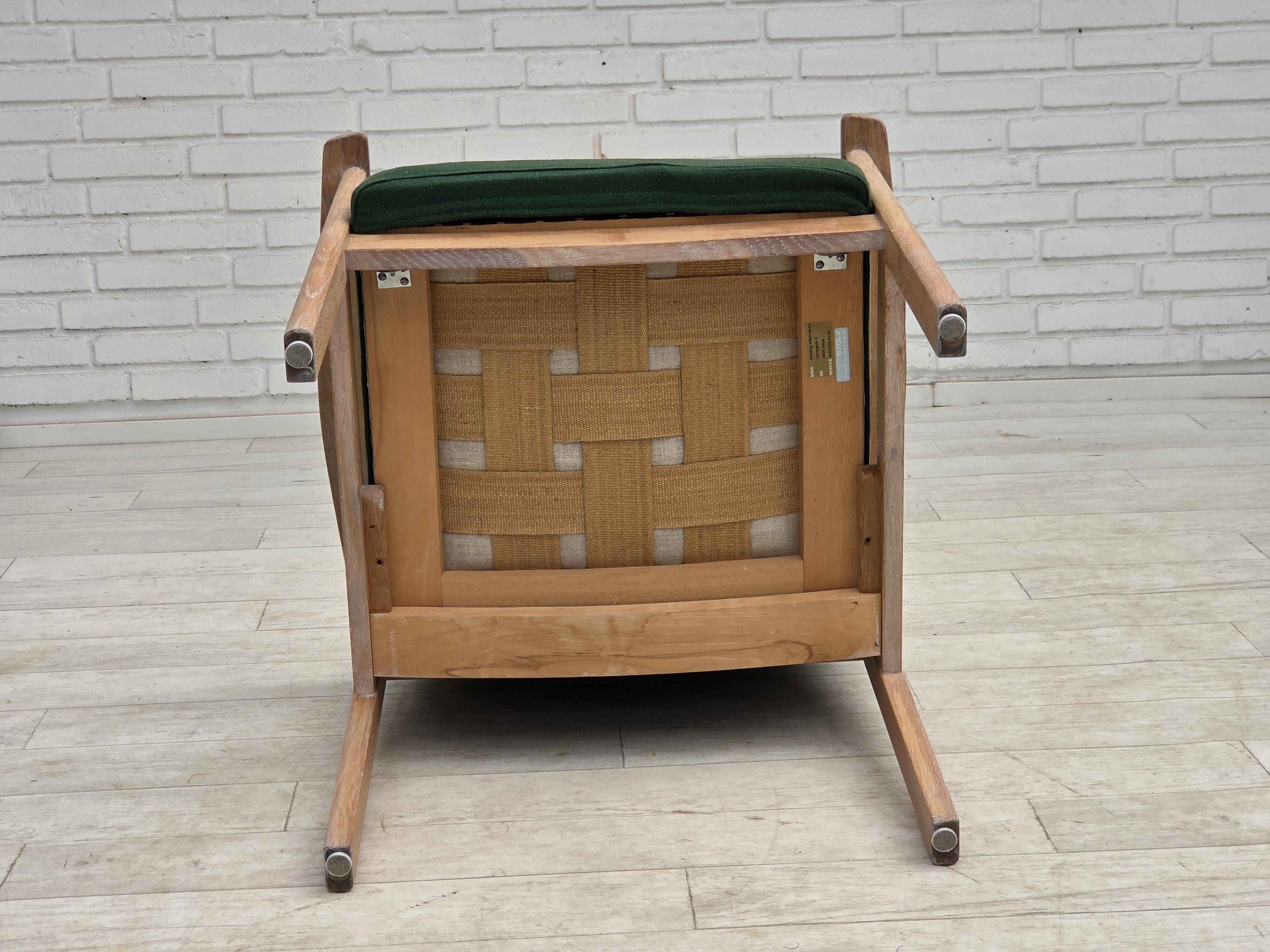 1980s, Danish armchair by Høng Stole, green furniture wool, oak wood.