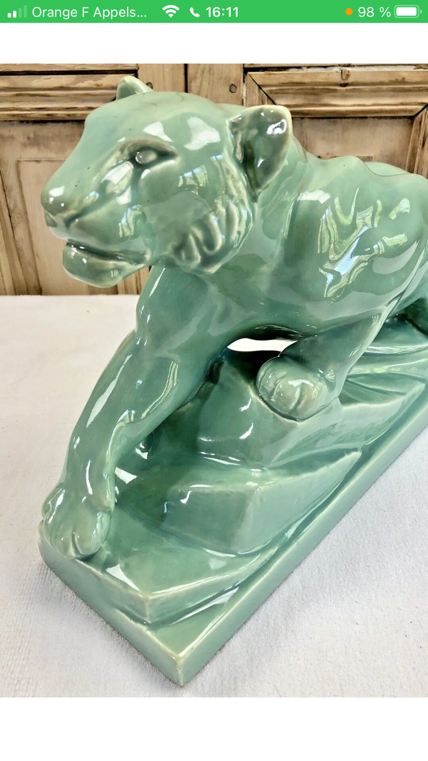 Cracked lioness sculpture art deco 1930 signed odyv