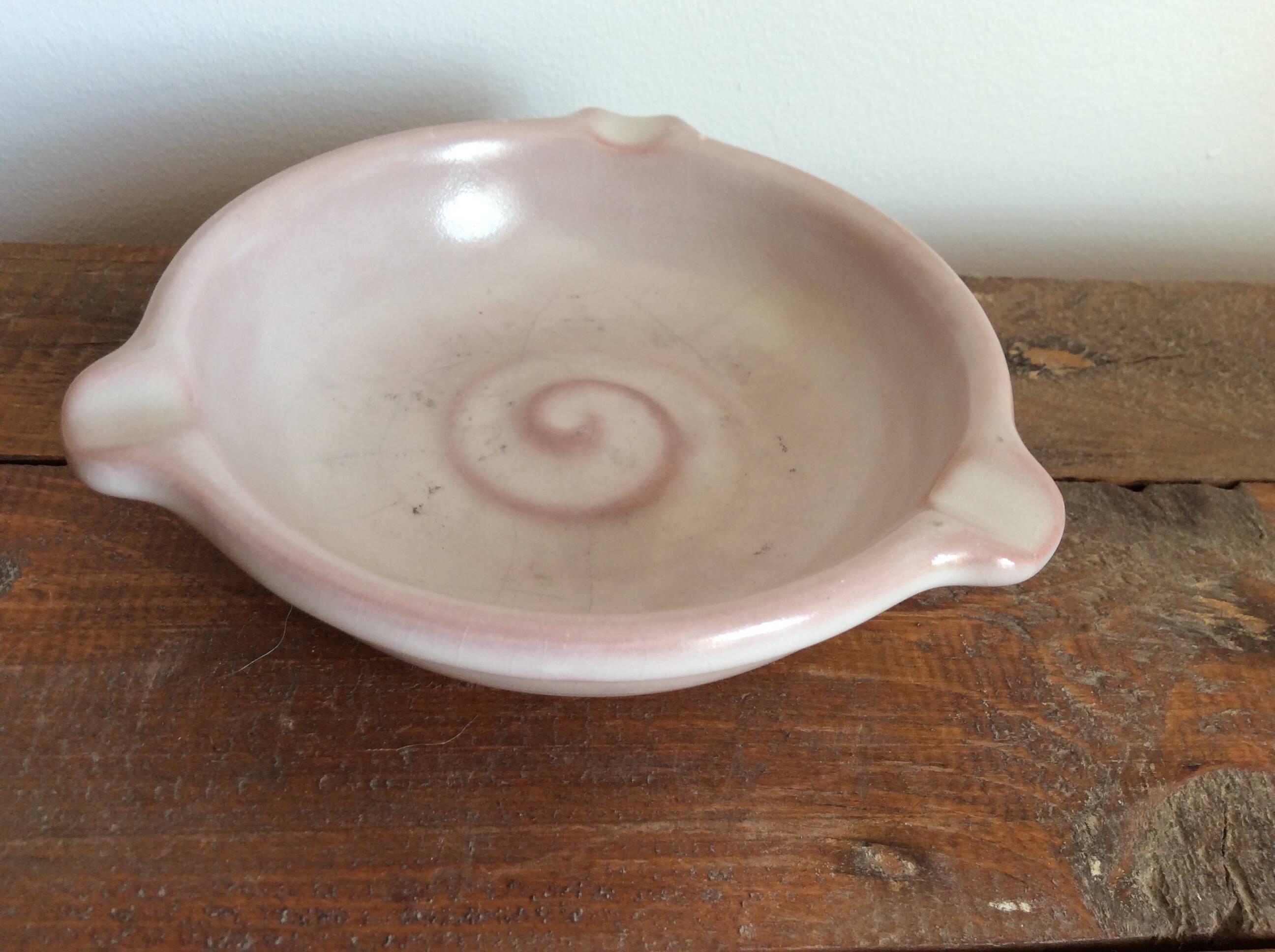 Cendrier en terre cuite vernissée