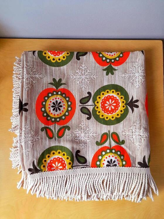 Vintage tablecloth 1970